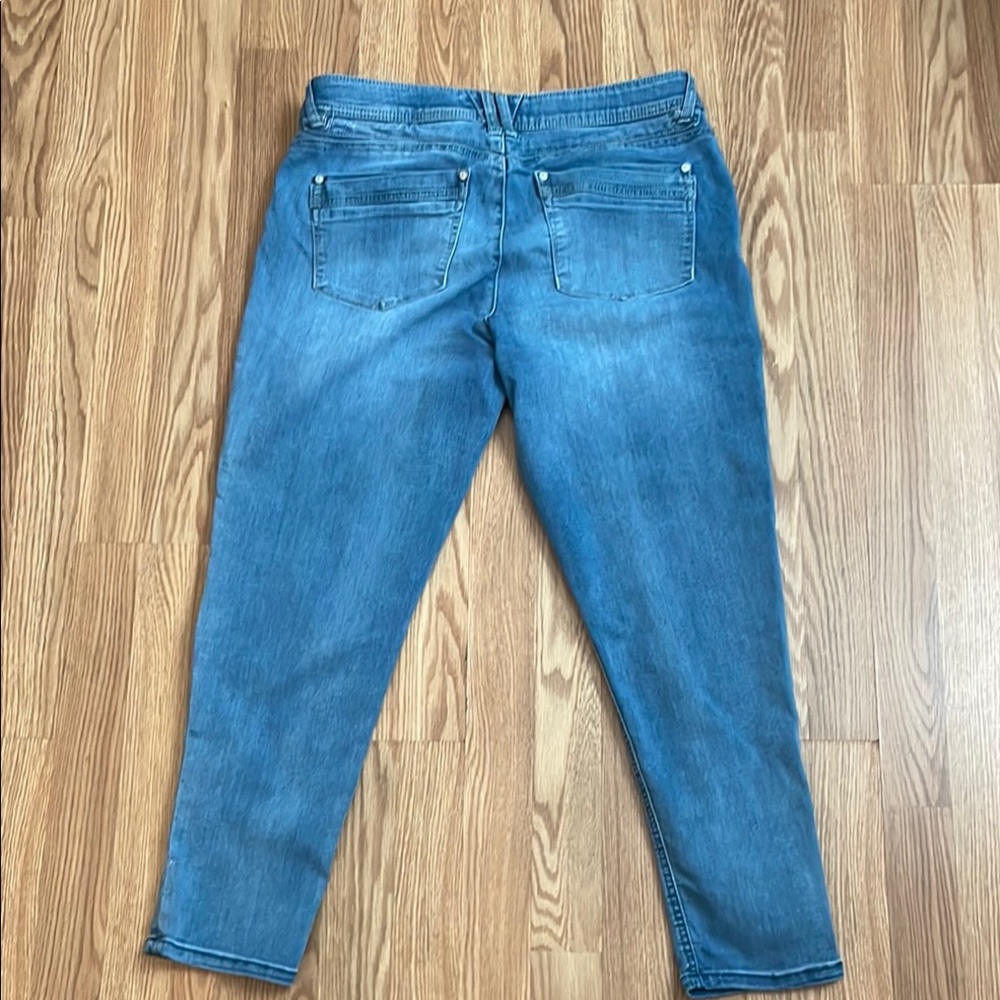 EUC Democracy Blue Ankle Cropped Jeans - Picture 2 of 4